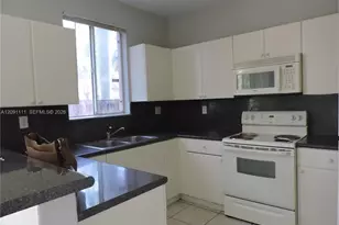 1408 SE 26th Ct, Homestead, FL 33035 - Photo 12