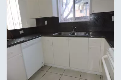 1408 SE 26th Ct #312, Homestead, FL 33035 - Photo 14