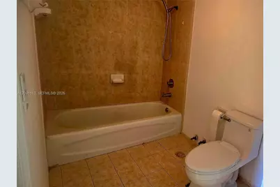 9300 Fontainebleau Blvd #E213, Miami, FL 33172 - Photo 12