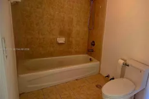 9300 Fontainebleau Blvd, Miami, FL 33172 - Photo 12