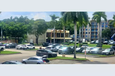 9300 Fontainebleau Blvd #E213, Miami, FL 33172 - Photo 22