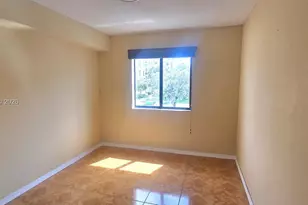 9300 Fontainebleau Blvd, Miami, FL 33172 - Photo 10