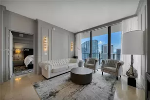 88 SW 7th St, Miami, FL 33130 - Photo 4