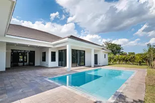 11900 SW 14th Pl, Davie, FL 33325 - Photo 22