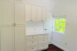 2250 SW 23rd St, Miami, FL 33145 - Photo 22