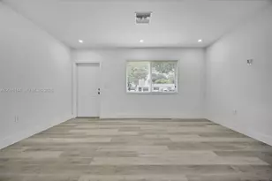 1401 NE 152nd St, North Miami Beach, FL 33162 - Photo 8
