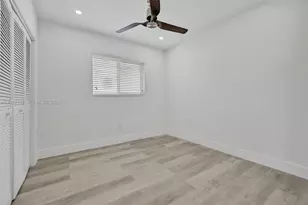 1401 NE 152nd St, North Miami Beach, FL 33162 - Photo 18