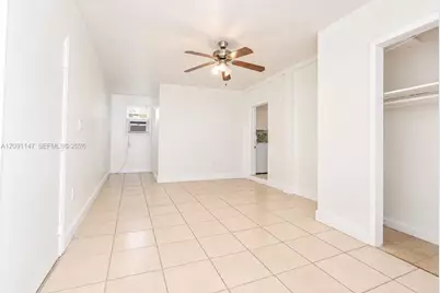 526 NW 44th Ave, Miami, FL 33126 - Photo 8
