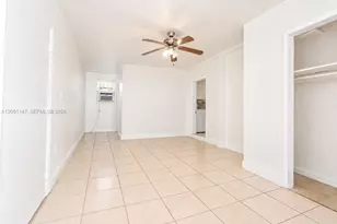 526 NW 44th Ave, Miami, FL 33126 - Photo 8