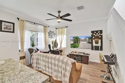 18781 SW 28th Ct, Miramar, FL 33029 - Photo 10