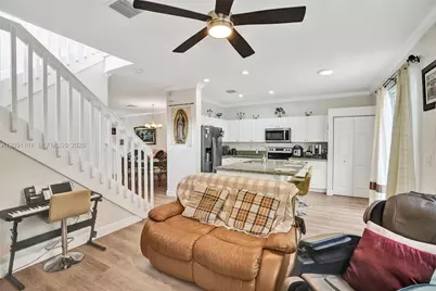 18781 SW 28th Ct, Miramar, FL 33029 - Photo 12