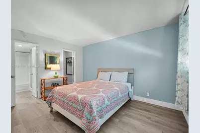 400 SE 10th St #303, Deerfield Beach, FL 33441 - Photo 12