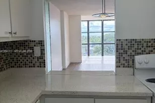 1000 Parkview Dr, Hallandale Beach, FL 33009 - Photo 8