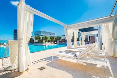 1000 Brickell Plz #3011, Miami, FL 33131 - Photo 2