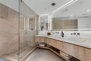 10 Venetian Way, Miami Beach, FL 33139 - Photo 18