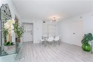 100 Bayview Dr, Sunny Isles Beach, FL 33160 - Photo 4