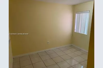 608 SW 7th Ter #608, Florida City, FL 33034 - Photo 2