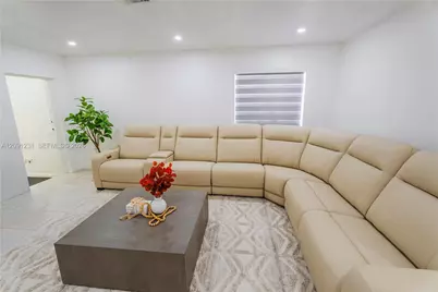 153 NW 6th St, Homestead, FL 33030 - Photo 16