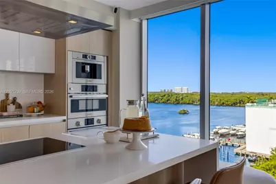 330 Sunny Isles Blvd #5-701, Sunny Isles Beach, FL 33160 - Photo 10