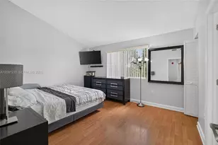 6205 Kendale Lakes Circle, Miami, FL 33183 - Photo 26