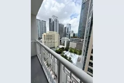 1200 Brickell Bay Dr #2416, Miami, FL 33131 - Photo 1