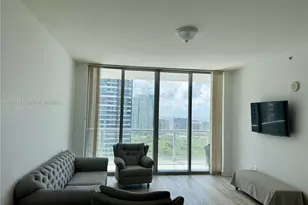 79 SW 12th St, Miami, FL 33130 - Photo 2