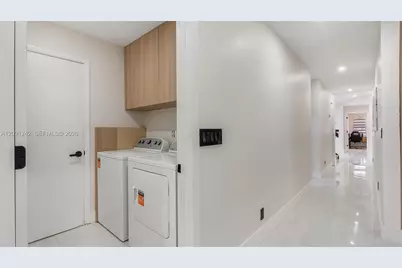 7350 NW 54th Ct, Lauderhill, FL 33319 - Photo 22