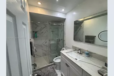 1305 W 53rd St #102, Hialeah, FL 33012 - Photo 16