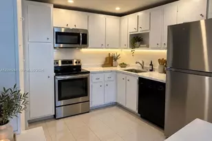 2761 Taft St, Hollywood, FL 33020 - Photo 1