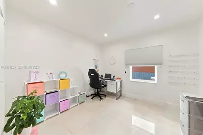 1055 NE 144th St, North Miami, FL 33161 - Photo 24