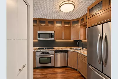 600 NE 25th St #63, Miami, FL 33137 - Photo 2