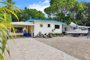 110 Indian Ave, Tavernier, FL 33070 - Photo 2