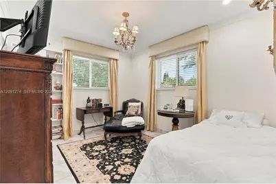 890 NE 168th St, North Miami Beach, FL 33162 - Photo 14