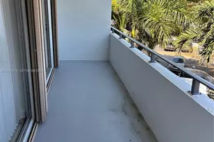 7900 N Camino Circle, Miami, FL 33143 - Photo 12