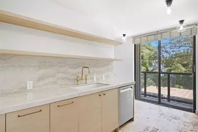 2575 S Bayshore Dr #4A, Miami, FL 33133 - Photo 12