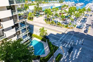 2575 S Bayshore Dr, Miami, FL 33133 - Photo 28