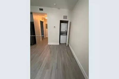 751 NW 1st St #205, Miami, FL 33128 - Photo 6