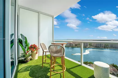 100 S Pointe Dr #2403, Miami Beach, FL 33139 - Photo 14