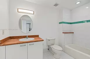 1350 NW 8th Ct, Miami, FL 33136 - Photo 12