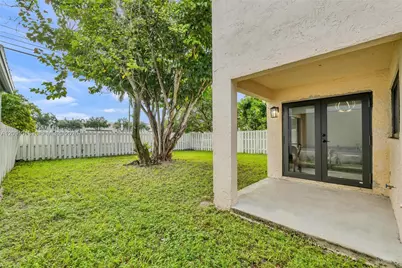 2836 W River Run Cir W, Miramar, FL 33025 - Photo 40