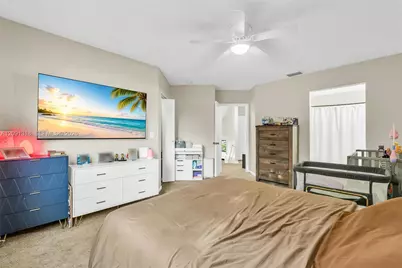2836 W River Run Cir W, Miramar, FL 33025 - Photo 26