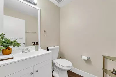 2836 W River Run Cir W, Miramar, FL 33025 - Photo 36