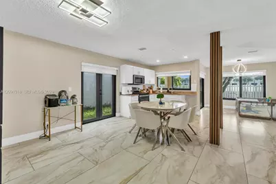 2836 W River Run Cir W, Miramar, FL 33025 - Photo 20