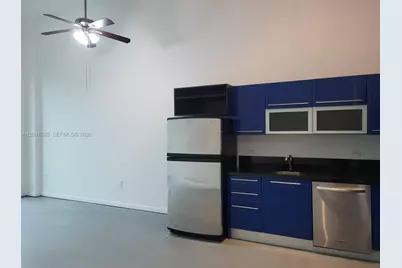 253 NE 2nd St #234, Miami, FL 33132 - Photo 2