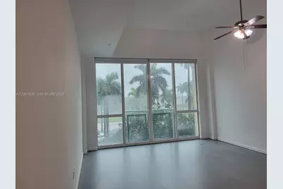 253 NE 2nd St #234, Miami, FL 33132 - Photo 4