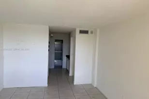 6831 SW 147th Ave, Miami, FL 33193 - Photo 4