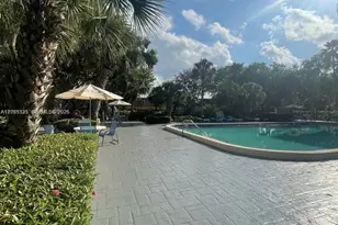 4550 NW 9th St, Miami, FL 33126 - Photo 14
