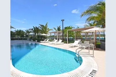 2411 Laguna Circle #903, North Miami, FL 33181 - Photo 56