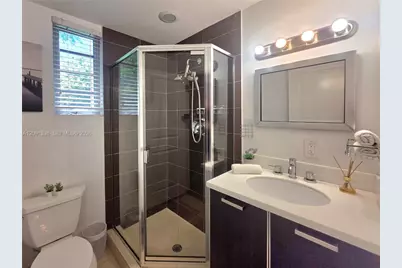 601 11th St #107, Miami Beach, FL 33139 - Photo 12