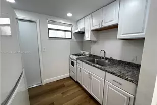 1040 Jefferson Ave, Miami Beach, FL 33139 - Photo 12